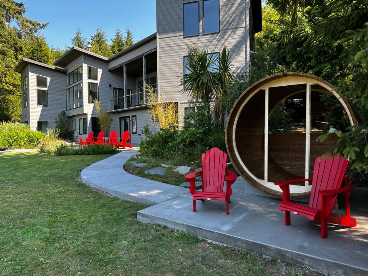 Liahona Guest House Ucluelet Exterior photo