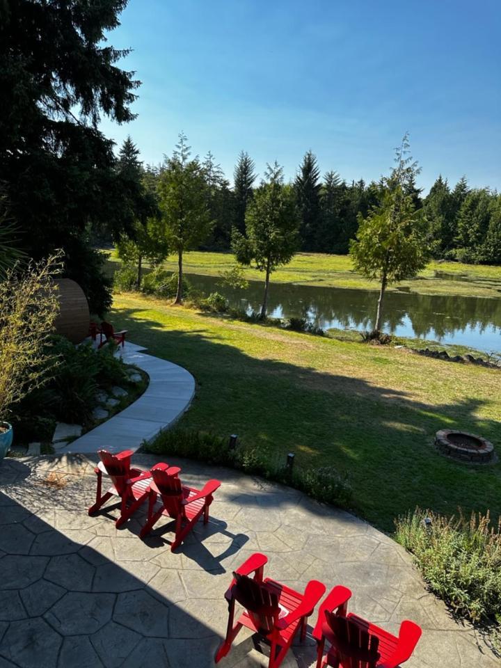 Liahona Guest House Ucluelet Exterior photo